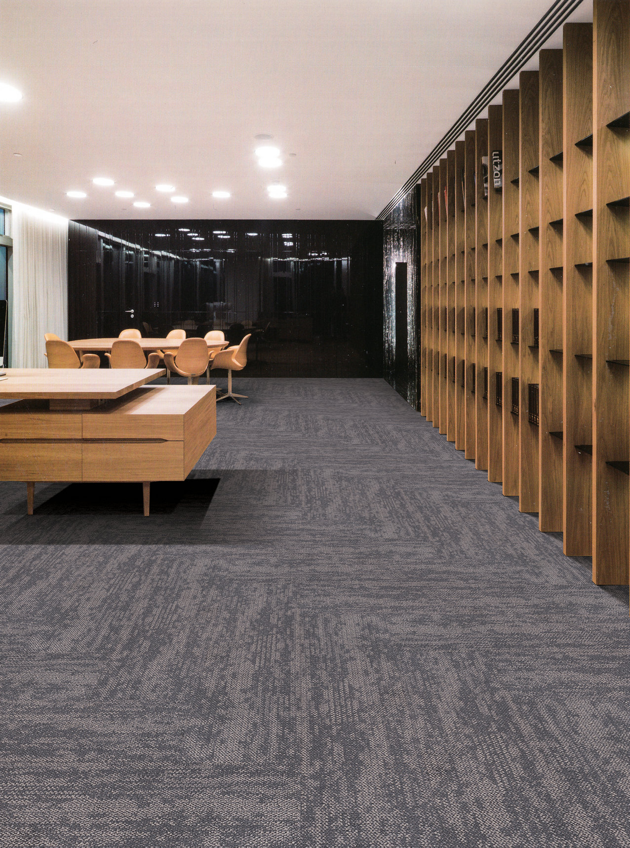 IDL TUNDRA room shot 4